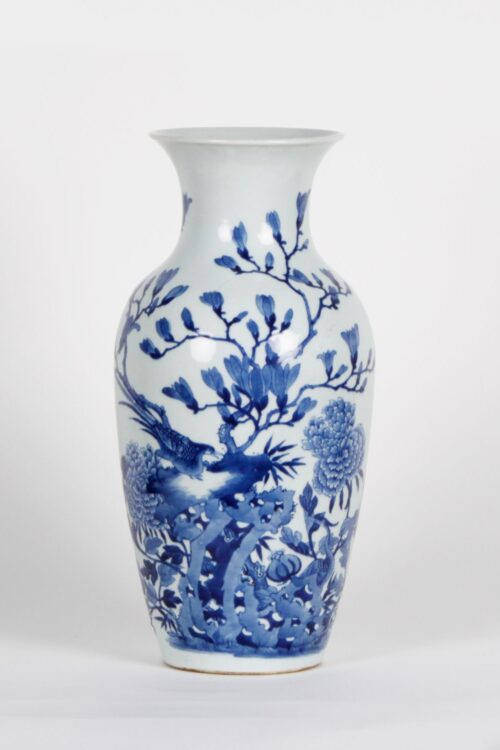 Chinese Blue and White Porcelain Vase​